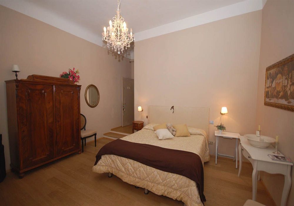 מלון לוקה Residenza Centro Storico מראה חיצוני תמונה